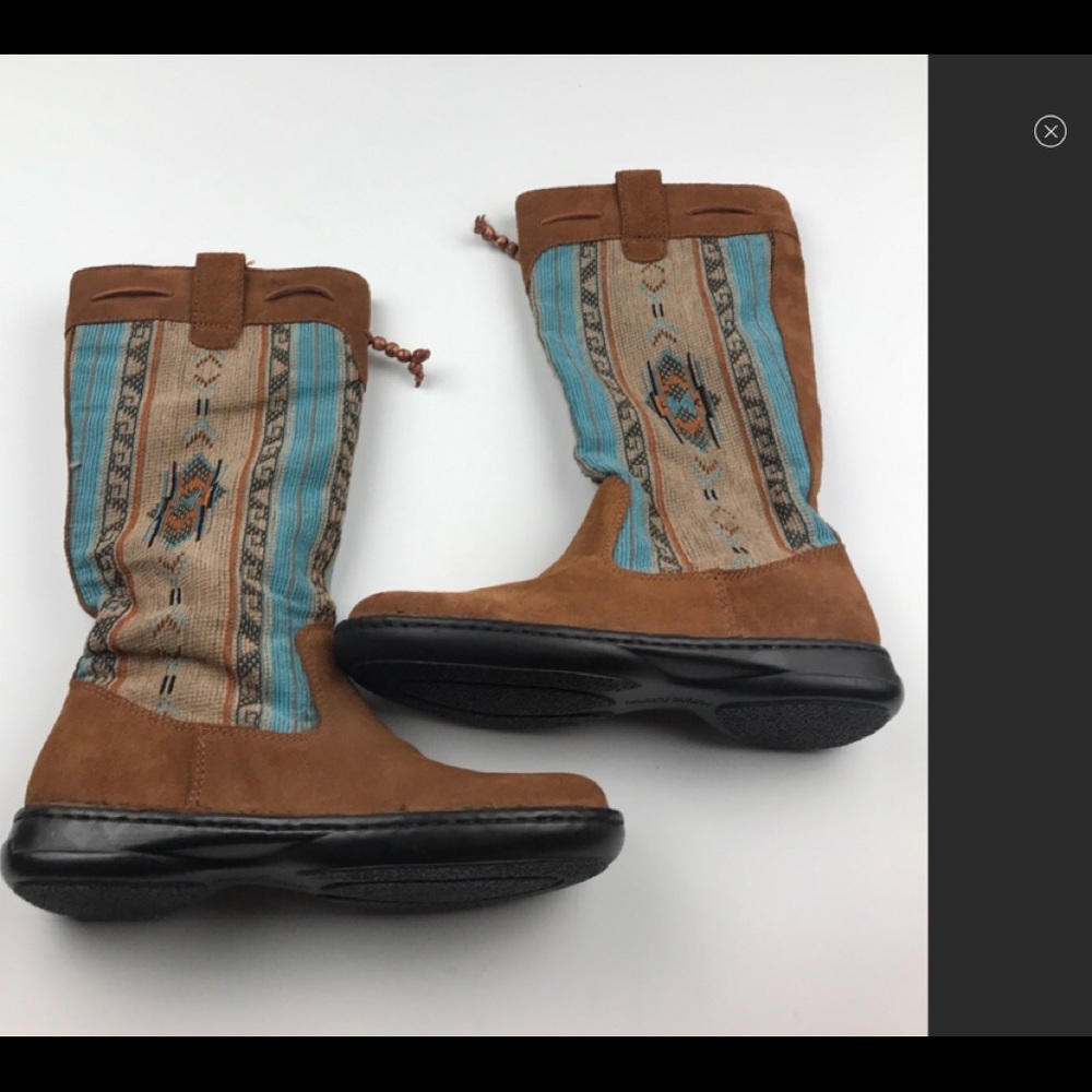 COPY - Hobo SALE southwest Minnetonka suede boots.